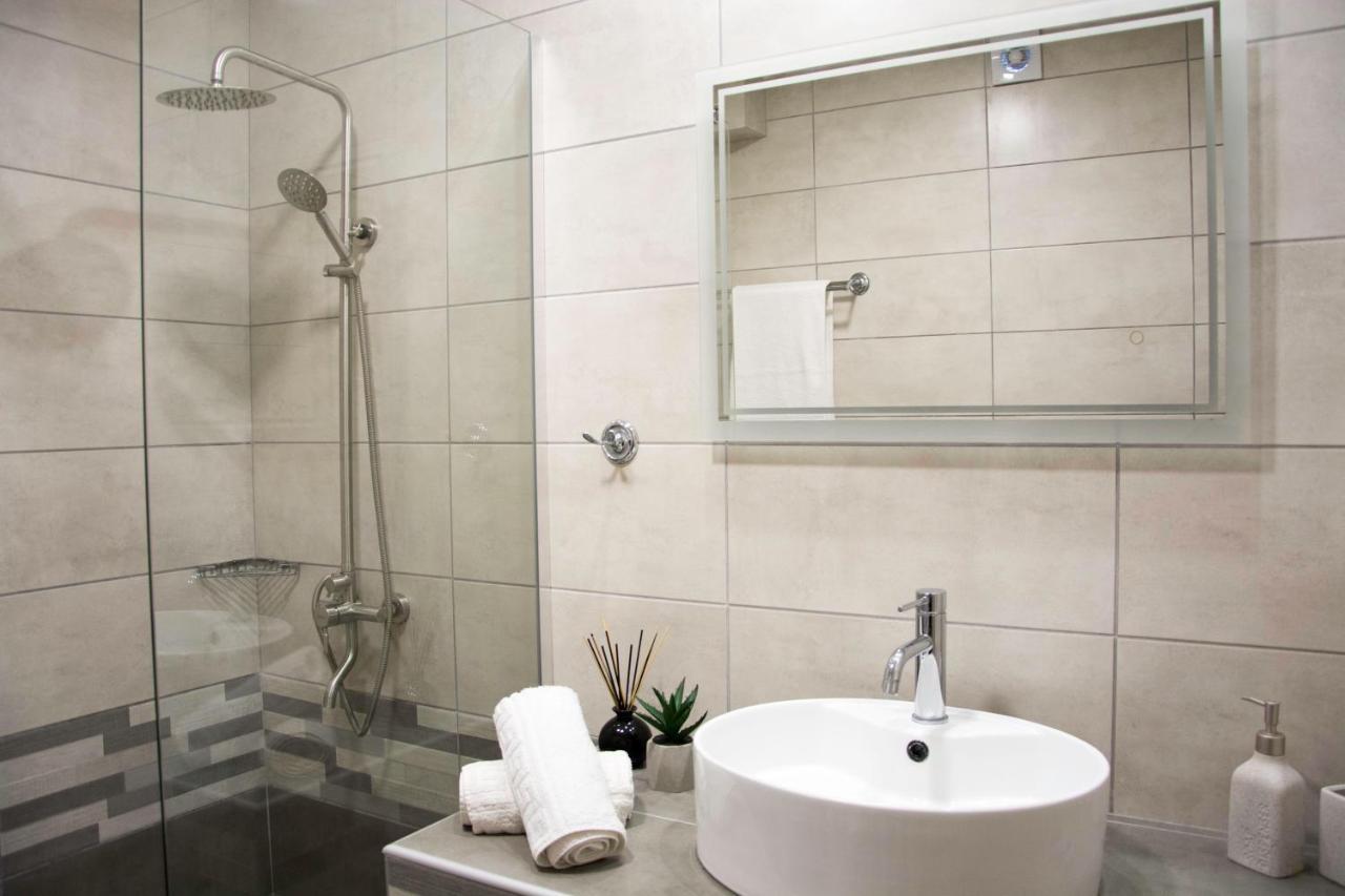 Big Max Guesthouse Kávos Zewnętrze zdjęcie
